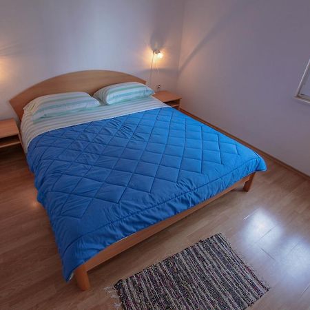 Apartments Mama 罗戈兹尼察 外观 照片