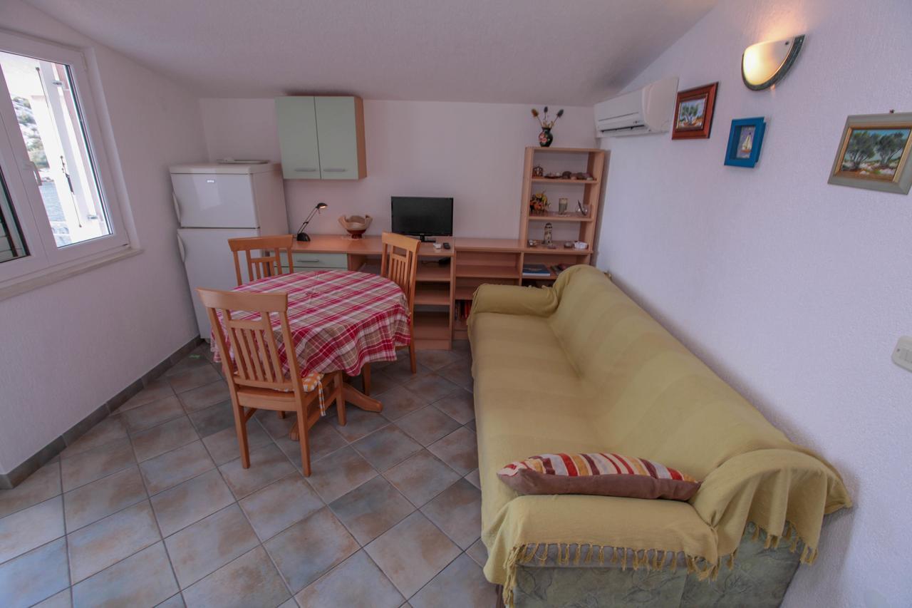Apartments Mama 罗戈兹尼察 外观 照片