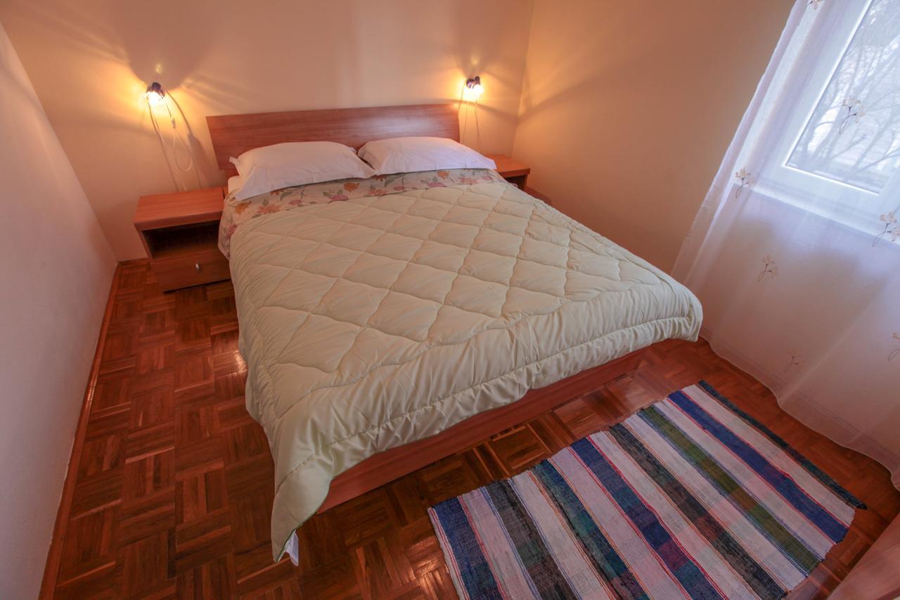 Apartments Mama 罗戈兹尼察 外观 照片